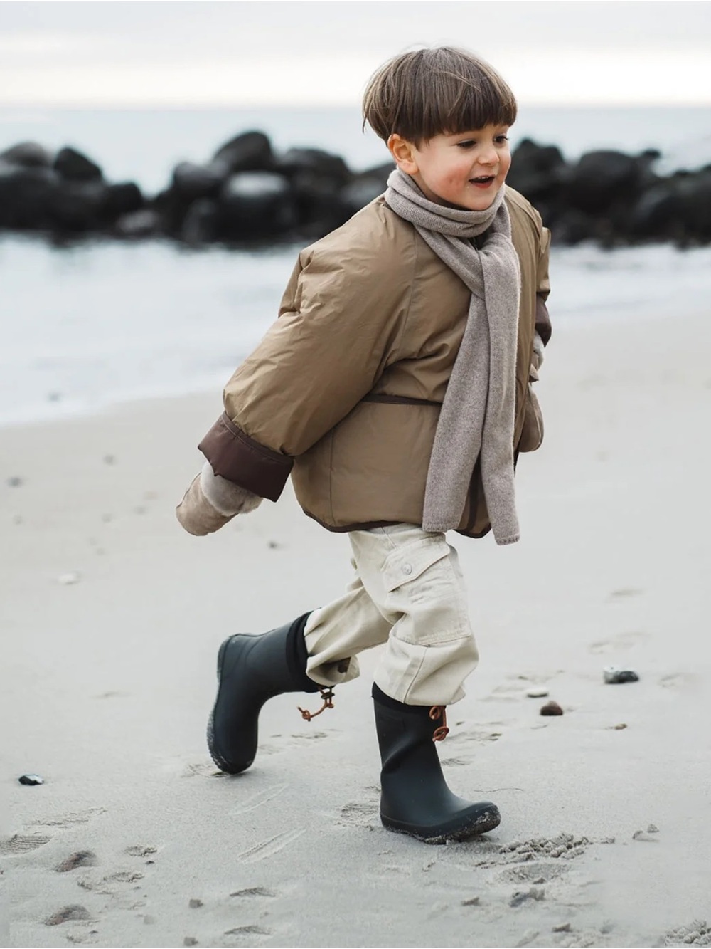 Kids Black Waterproof Rain & Snow Boots Rubber with Sheep Wool Lining